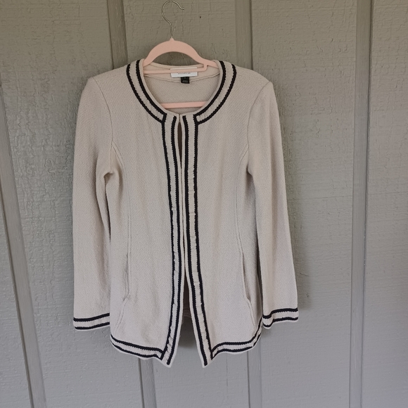 St. John Collection Jackets & Blazers - St John Wool Blend Jacket Size 8 Women Quiet Luxury Long Sleeve Knit Pockets